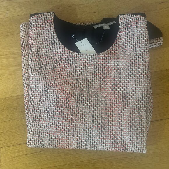 Banana Republic women's textured/boucle short sleeve top/blouse M NWT - Picture 4 of 8